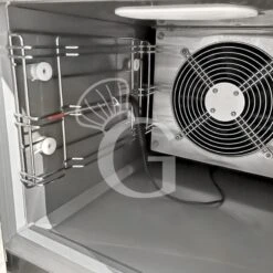 Abbattitore Di Temperatura In Acciaio Inox Monofase - Per 3 Teglie O Griglie GN 2/3, -18°/+3°C -Vendite Gastrodomus abbattitore digitale in acciaio inox per 5 tegliegriglie gn 11 o 600x400mm con ruote 180c 13