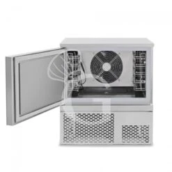 Abbattitore Digitale In Acciaio Inox Monofase Display Touch Screen 5 Teglie/griglie GN1/1 O 600x400mm,ruote Montate -Vendite Gastrodomus abbattitore digitale in acciaio inox per 5 tegliegriglie gn 11 o 600x400mm con ruote 180c 2