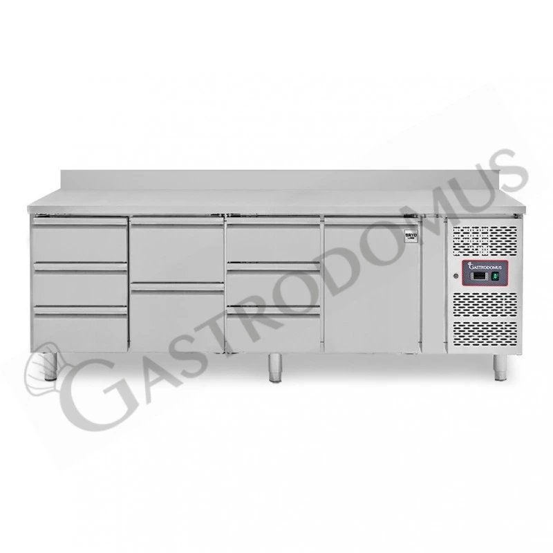 Tavolo Refrigerato 8 Cassetti 1 Porta 700 Mm -2°C/+8°C Alzatina 3 Tavolo Refrigerato 8 Cassetti 1 Porta 700 Mm -2°C/+8°C Alzatina
