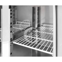 Tavolo Refrigerato 4 Cassetti 2 Porte 700 Mm -2°C/+8°C Per Gastronomia 21 Tavolo Refrigerato 4 Cassetti 2 Porte 700 Mm -2°C/+8°C Per Gastronomia -Vendite Gastrodomus tavolo frigo con 2 porte e 4 cassetti prof 700 e temperatura 2c8c 5