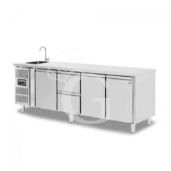 Tavolo Refrigerato 2 Cassetti 3 Porte Con Lavello,motore A Sinistra Prof. 700 Mm, Temp. +2°C/+8°C, Con Rubinetto