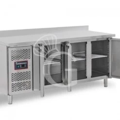 Tavolo Refrigerato 3 Porte Alzatina Prof. 600 Mm +2°C/+8°C Motore A Sinistra Classe Energetica B 15 Tavolo Refrigerato 3 Porte Alzatina Prof. 600 Mm +2°C/+8°C Motore A Sinistra Classe Energetica B -Vendite Gastrodomus tavolo refrigerato 3 porte prof600 tn con alzatina 4