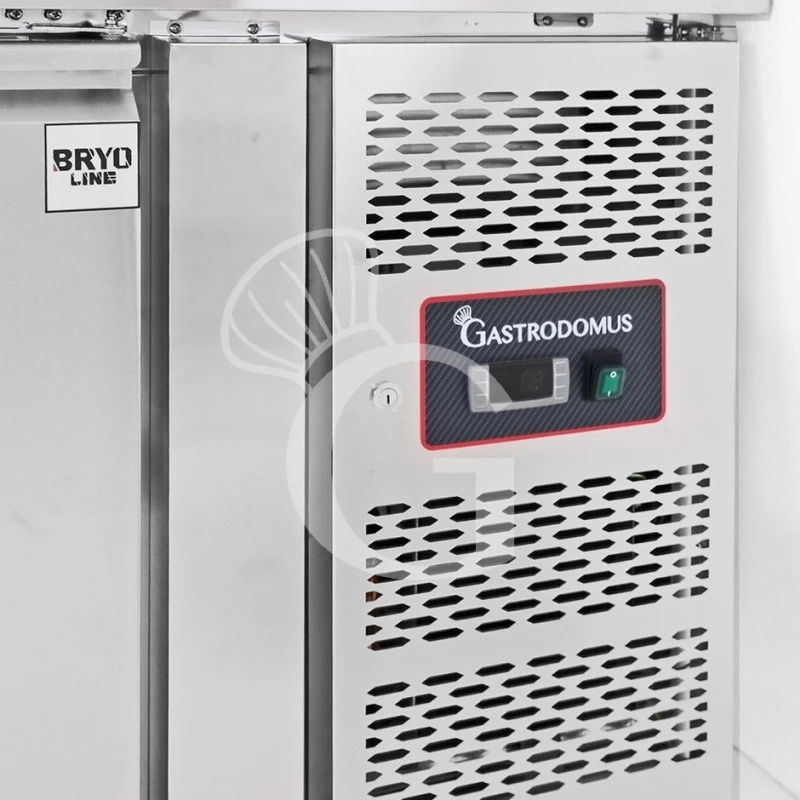 Tavolo Refrigerato 4 Cassetti 2 Porte Con Lavello E Alzatina, Prof. 700 Mm, Temp. +2°C/+8°C, Completo Di Rubinetto 6 Tavolo Refrigerato 4 Cassetti 2 Porte Con Lavello E Alzatina, Prof. 700 Mm, Temp. +2°C/+8°C, Completo Di Rubinetto - immagine 4