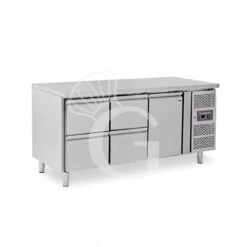 Tavolo Refrigerato 4 Cassetti 1 Porta 700 Mm -2°C/+8°C Per Gastronomia 13 Tavolo Refrigerato 4 Cassetti 1 Porta 700 Mm -2°C/+8°C Per Gastronomia -Vendite Gastrodomus tavolo refrigerato con 1 porta e 4 cassetti prof 700 e temperatura 2c8c 3